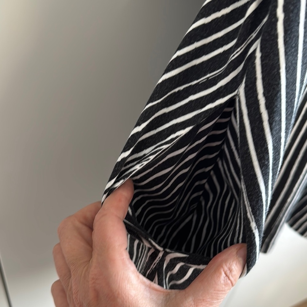 Nordic Tricot by Ivana Helsinki Mini Black White Striped Dress with 3/4 Sleeves - Picture 14 of 14
